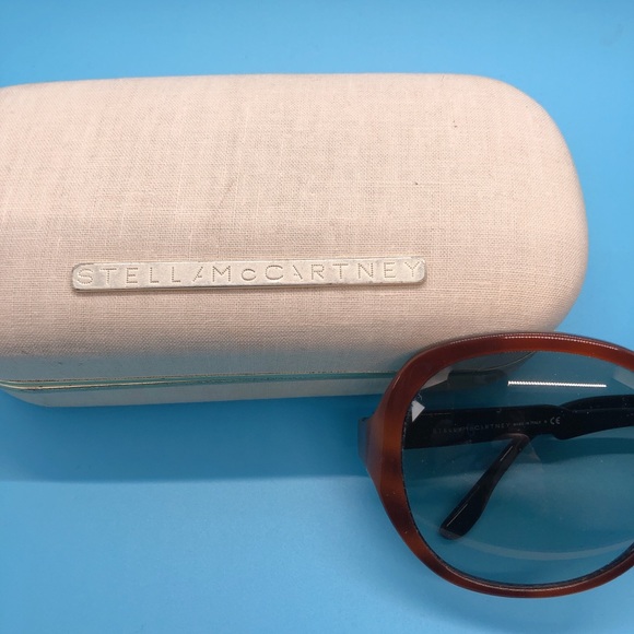 Stella McCartney sunglasses and case with all tags - Picture 3 of 8
